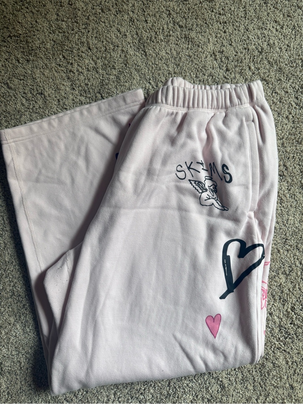 Skims Barely Pink Sweatpants with Hearts
